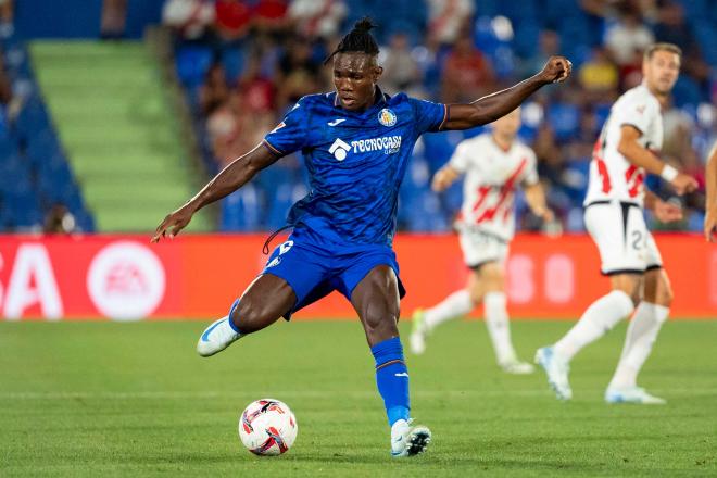 Chrisantus Uche, durante un partido del Getafe (Foto: Cordon Press).