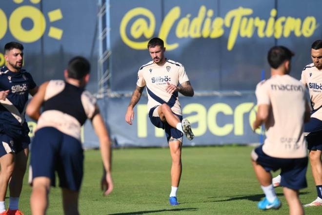 Kovacevic, en un reciente entrenamiento (Foto: Cádiz CF).