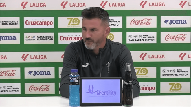 Rubén Ania, entrenador del Córdoba, en rueda de prensa.