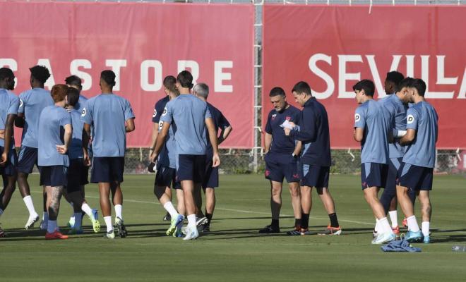 García Pimienta, en el entrenamiento de este miércoles (Foto: Kiko Hurtado).