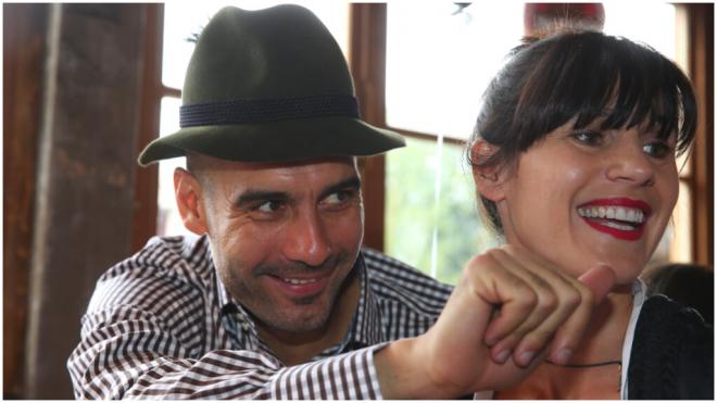 Pep Guardiola y su mujer Cristina. (Fuente: Cordon Press)