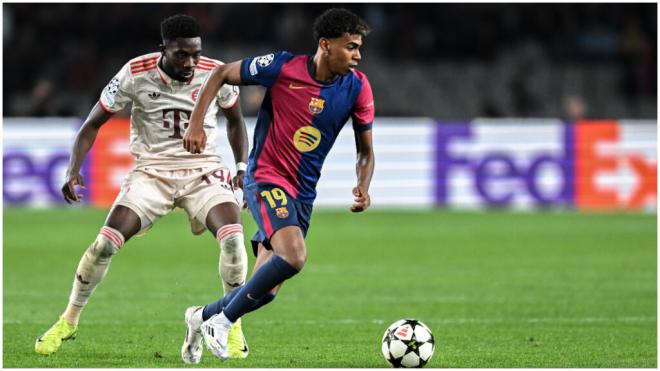 Alphonso Davies y Lamine Yamal durante el partido FC Barcelona vs Bayern de Múnich. (Fuente: Europa Press)