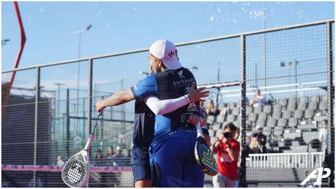 Aguirre y Alfonso pasan a cuartos de final tras vencer a García y Florensa. (Fuente: @A1PadelOfficial)