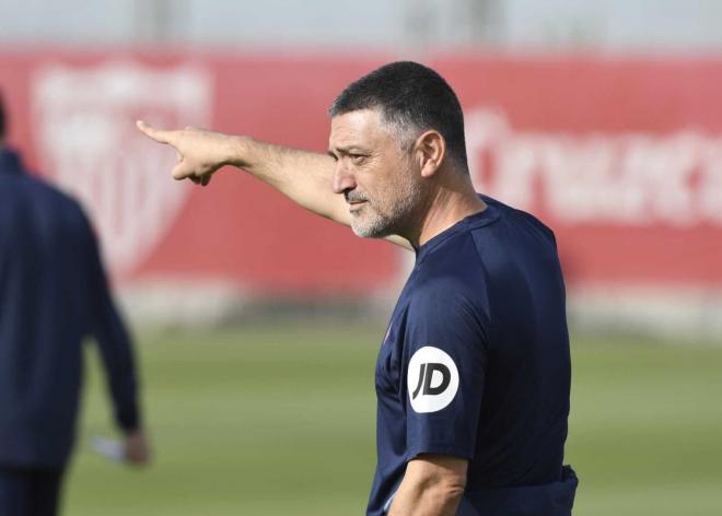 García Pimienta, durante la sesión del jueves (Foto: Kiko Hurtado).