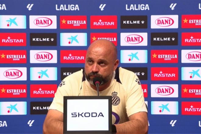 Manolo González, en una rueda de prensa del Espanyol (Foto: RCDE).