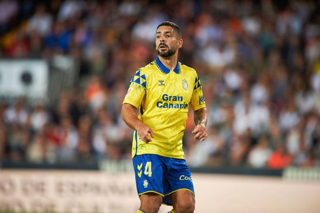 Álex Suárez, en un partido con Las Palmas (Foto: Cordon Press).