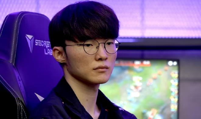 Faker durante el especial The Trophy Room de T1 (Foto: T1).