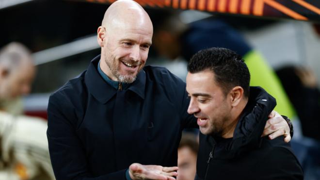 Erik Ten Hag y Xavi Hernández (Europa Press)