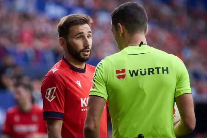 Moncayola, en un partido del Osasuna (Foto: Cordon Press).