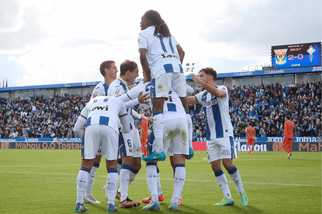 El Leganés celebra su victoria ante el Celta en Butarque (Foto: CD Leganés).