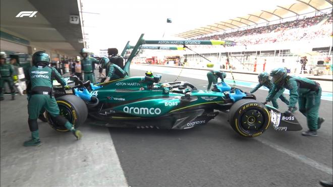 Fernando Alonso retirándose en el GP México (Foto: F1).