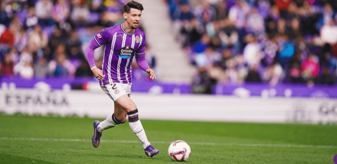 Luis Pérez, ante el Villarreal (Foto: Real Valladolid).