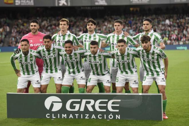 El once del Betis contra el Atlético de Madrid (Foto: Kiko Hurtado)