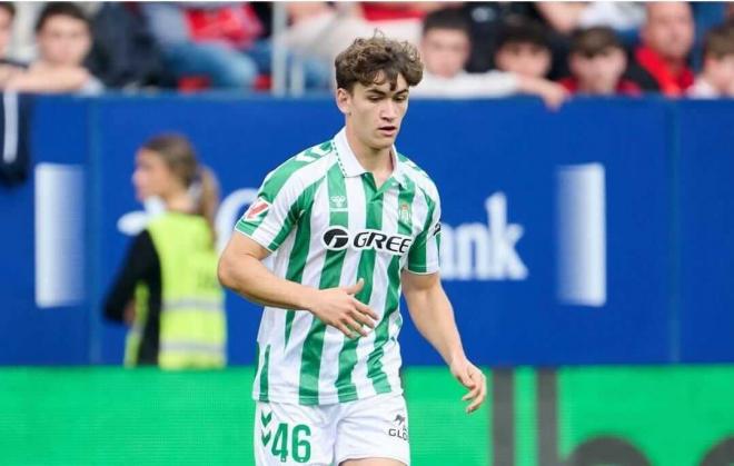 Mateo Flores, en su debut ante Osasuna (Foto: EFE)