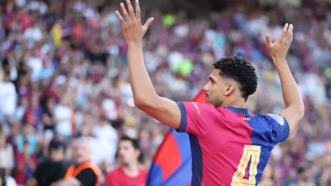 Araujo en un partido con el Barça (Cordon Press)