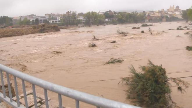 Caudal del río en Riba-roja, en Valencia.