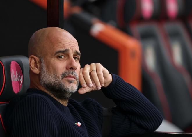 Pep Guardiola se lamenta en la derrota del City ante el Bournemouth (Foto: Cordon Press).