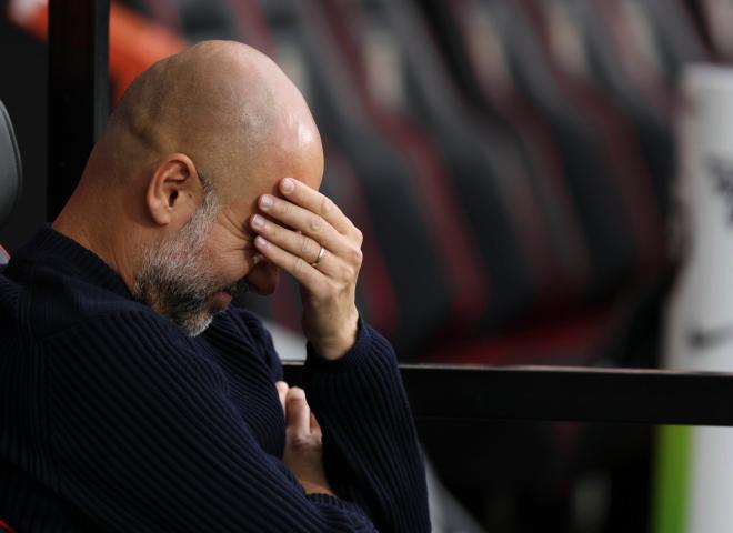 Pep Guardiola se lamenta en la derrota del City ante el Bournemouth (Foto: Cordon Press).