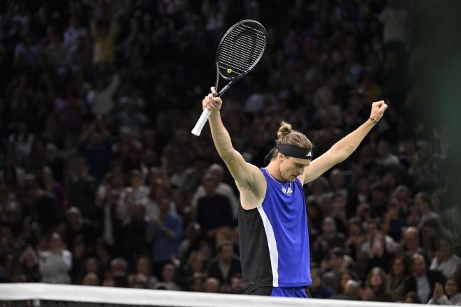 Alexander Zverev celebra en el Masters 1.000 de París (Foto: Cordon Press).