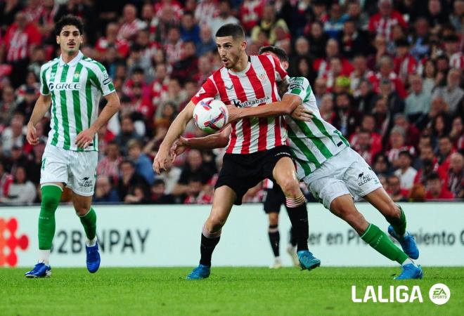 Oihan Sancet en el Athletic Club - Real Betis que acababa en empate en San Mamés (Foto: LALIGA).