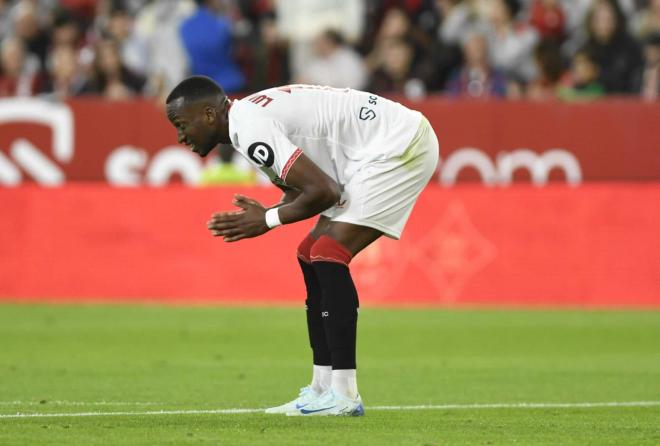 Lukebakio, ante la Real Sociedad (Foto: Kiko Hurtado).