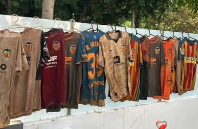 Las camisetas de Rubén Iranzo, destrozadas (Redes Sociales)