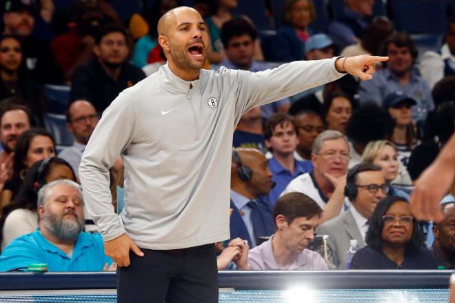 Jordi Fernández, durante un partido de los Brooklyn Nets (Foto: Cordon Press).