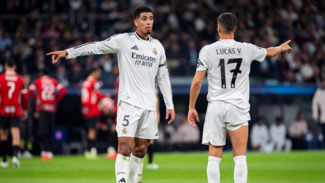 Jude Bellingham y Lucas Vázquez durante el partido ante el Milan (Fuente: Cordon Press)