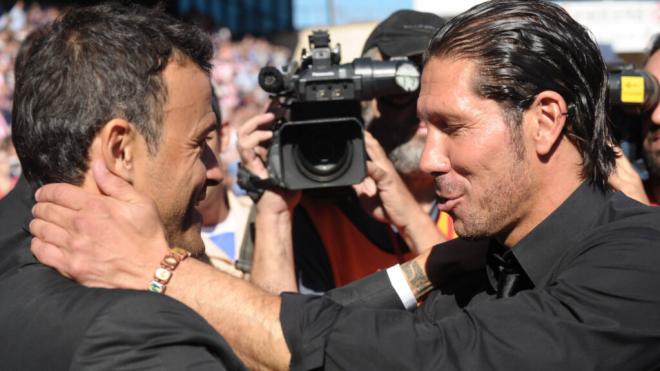 Luis Enrique y Simeone abrazándose (Cordon Press)