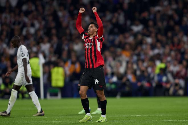 Tijani Reijnders celebra su gol en el Real Madrid-Milan (Foto: Cordon Press).