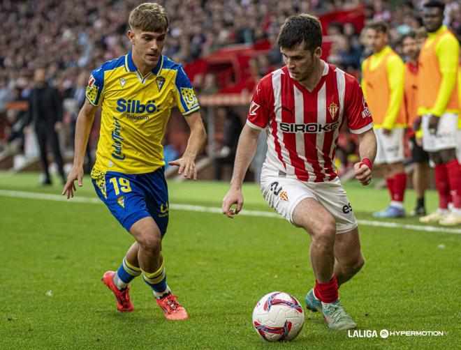 Guille Rosas, en el Sporting (Foto: LALIGA).