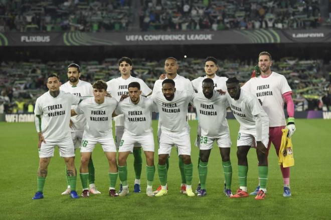 Once del Real Betis ante el Celje (Foto: Kiko Hurtado).