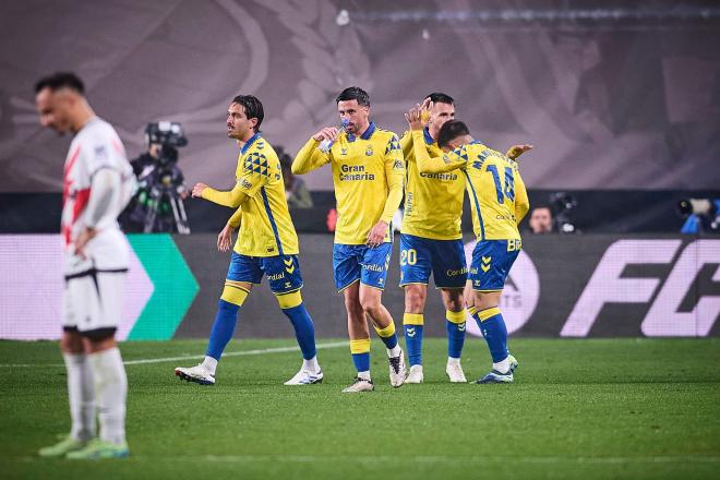 Las Palmas celebrando uno de los goles en Vallecas (Foto: Cordon Press).