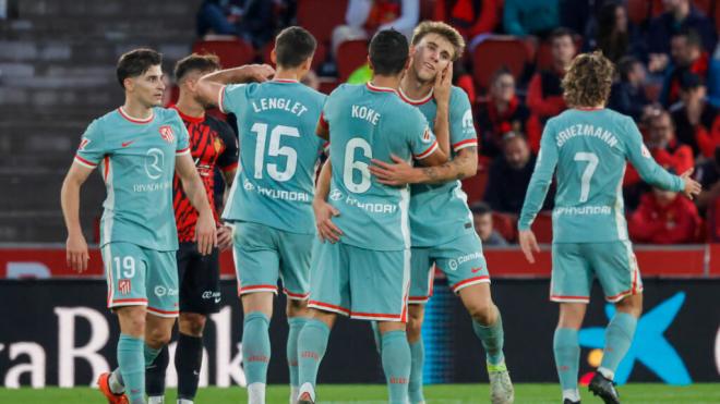 Los jugadores del Atlético de Madrid durante el partido ante el Mallorca (Fuente: EFE)