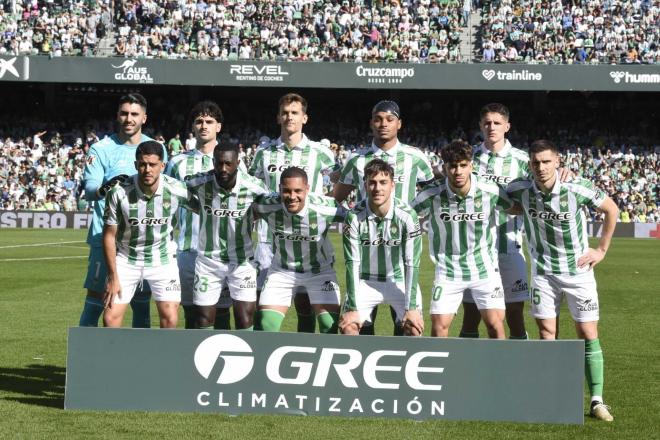 El once del Betis ante el Celta (Foto: Kiko Hurtado).