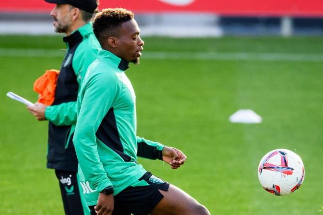 El delantero Álvaro Djaló entrenando en Lezama (Foto: Athletic Club).