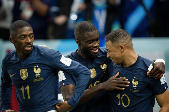 Dembélé, Upamecano y Mbappé con Francia (Cordon Press)