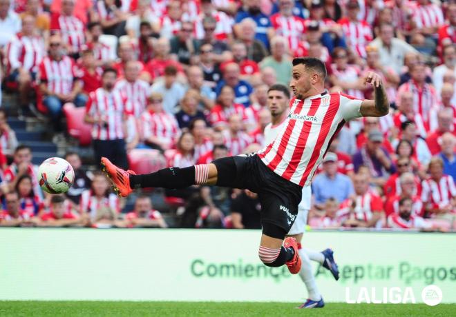 Álex Berenguer, con el Athletic Club (Foto: LALIGA).