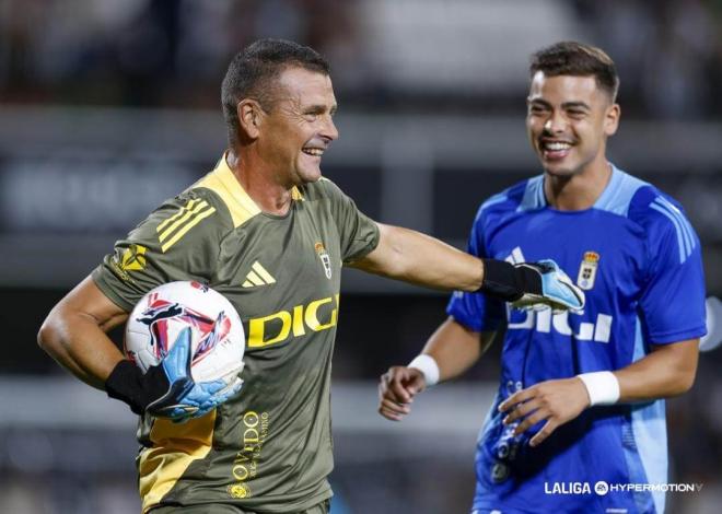 Masca, calentando antes de un partido (Foto: LaLiga).