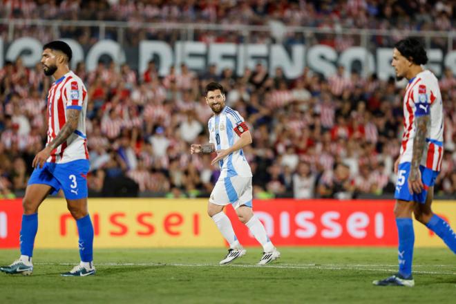 Leo Messi, en el Paraguay-Argentina (FOTO: EFE).