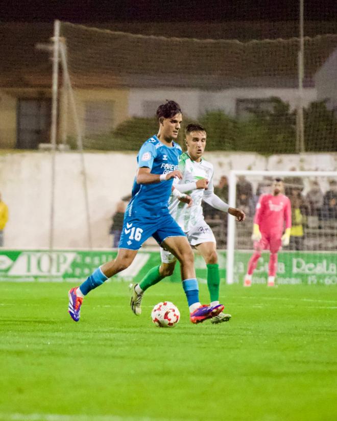 Lance de juego en El Palmar. (Foto: Betis Cantera)