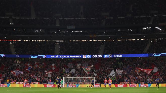 La afición del Atlético de Madrid en el Metropolitano (Fuente: Cordon Press)