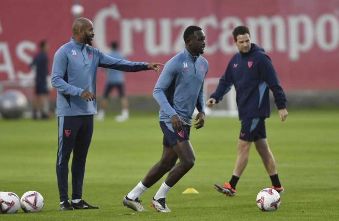 Marcao y Nianzou, en el entrenamiento de este lunes (Foto: Kiko Hurtado).