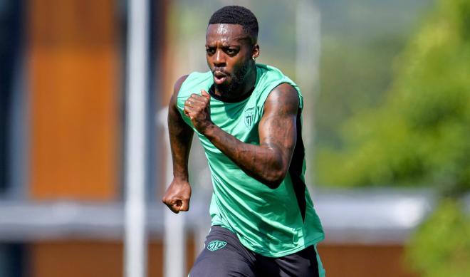 Iñaki Williams entrena en Lezama (Foto: Athletic Club).