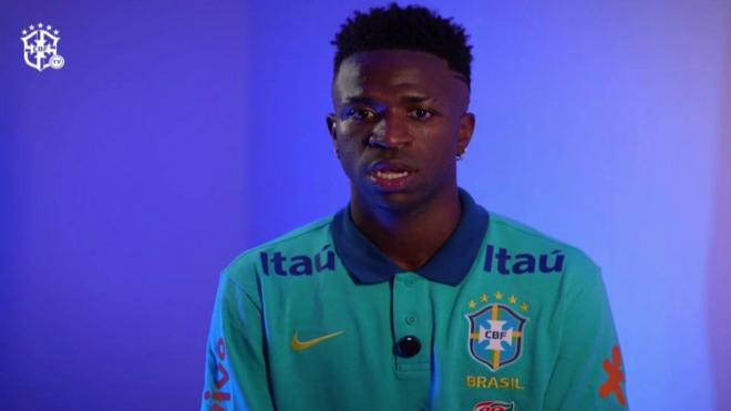 Vinicius presume de estar ganando la batalla al racismo (CBF)