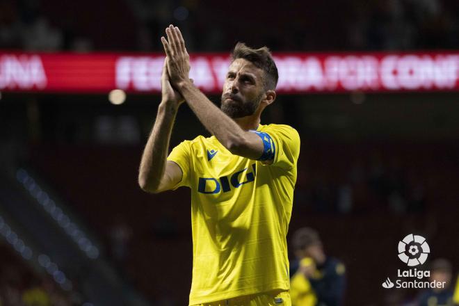 José Mari da las gracias a la afición del Cádiz CF (Foto: LALIGA).