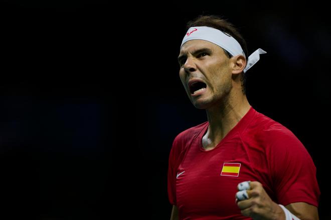 Rafa Nadal celebra uno de sus puntos en la Copa Davis (FOTO: Cordón Press).