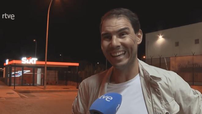 Rafa Nadal bromea al llegar a Mallorca.