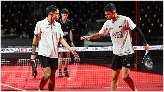 Pereyra y De Pascual pasan a cuartos de final en el Macro Salta Master. (Fuente: @A1PadelOfficial)