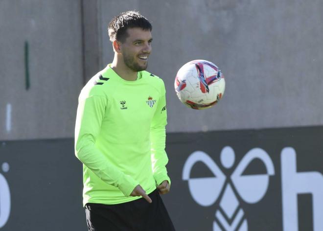 Giovani Lo Celso en el entrenamiento del Betis (foto: Kiko Hurtado).